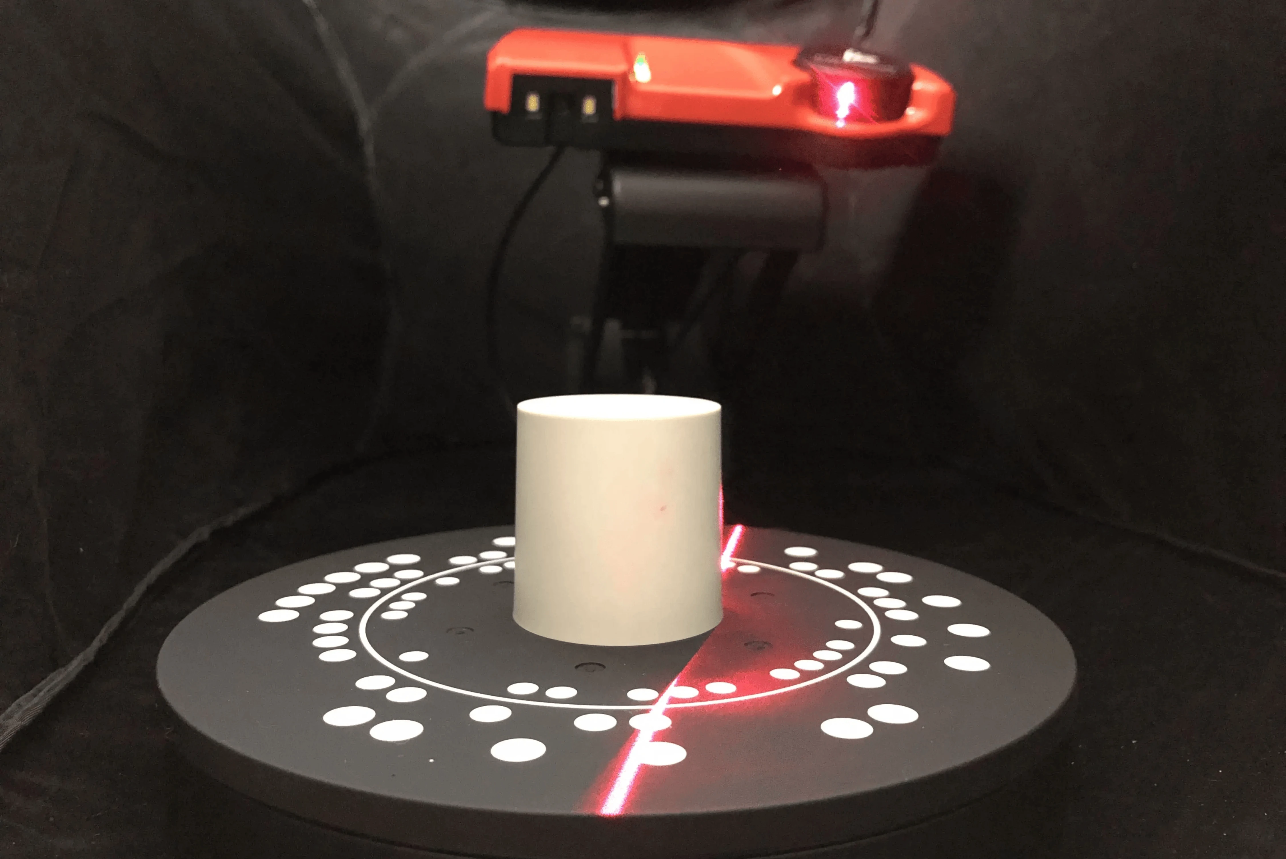 SOL PRO 3D-Inspektionsscanner scannt im Zelt